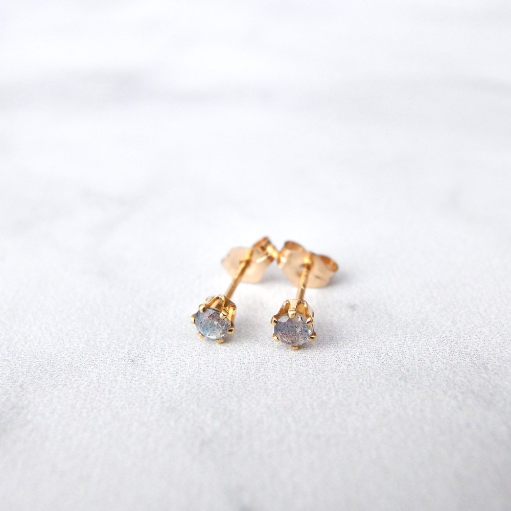3mm labradorite stud earrings 14k GF - Picture 7 of 11